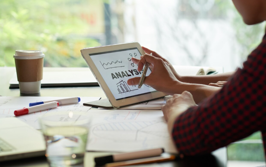 Continuous Education in the Digital Age